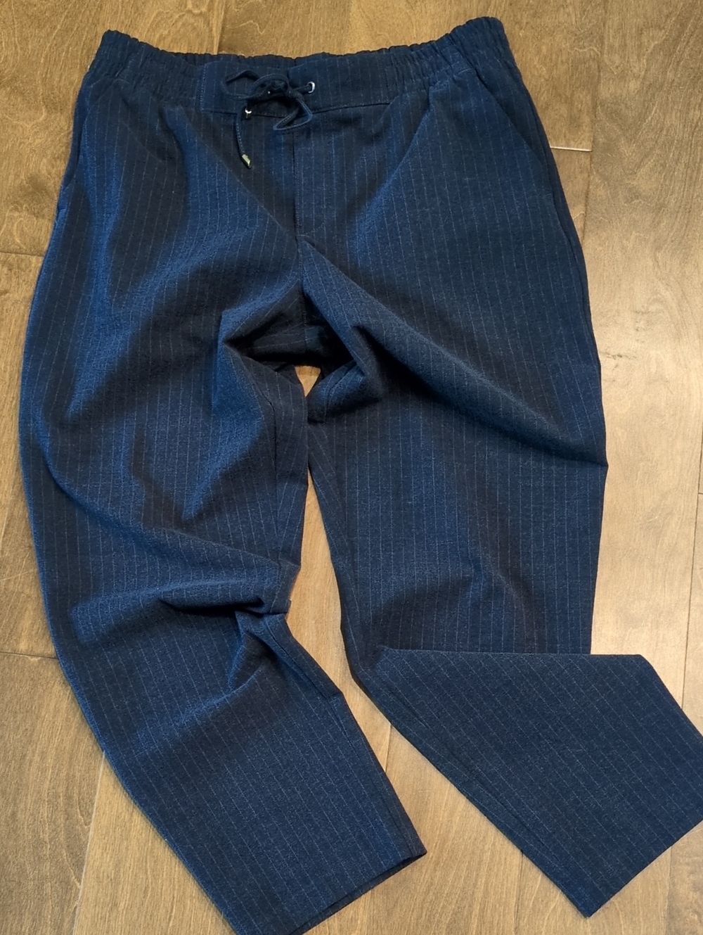 Tommy Hilfiger Women's Navy Pinstripe Drawstring Pants, Size M